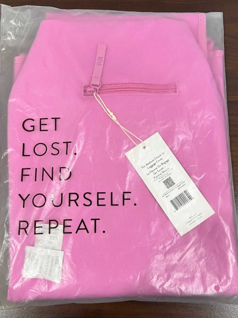 Beis The Medium Check-In Luggage Cover in Berry NWT